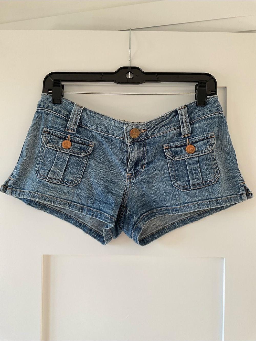Women's American Rag Blue denim low-rise jean hot - short shorts / Size 1